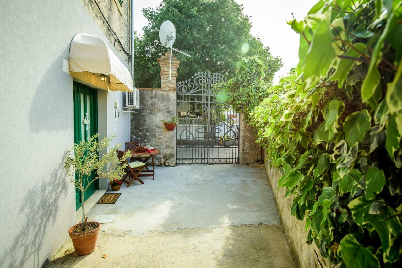 Rustica Apartments Sibenik Luaran gambar